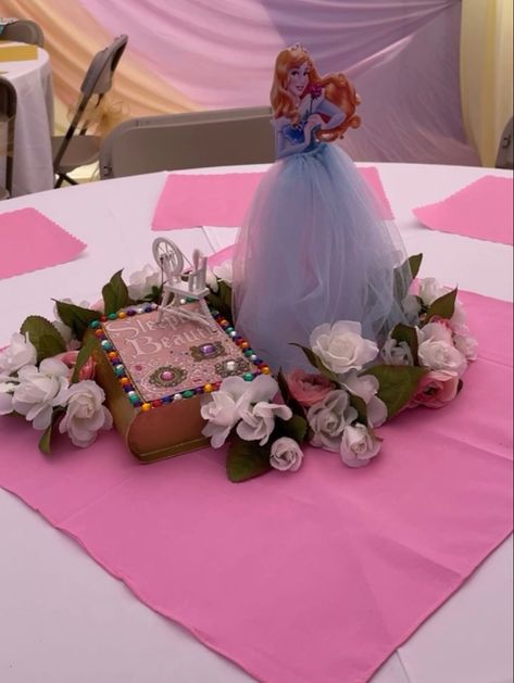 Aurora Centerpiece Ideas, Sleeping Beauty Quinceanera Theme Centerpiece Ideas, Disney Princess Centerpieces, Sleeping Beauty Birthday Party, Dollar Tree Kitchen Organization, Aurora Birthday, Princess Centerpieces, Disney Aurora, Quince Themes