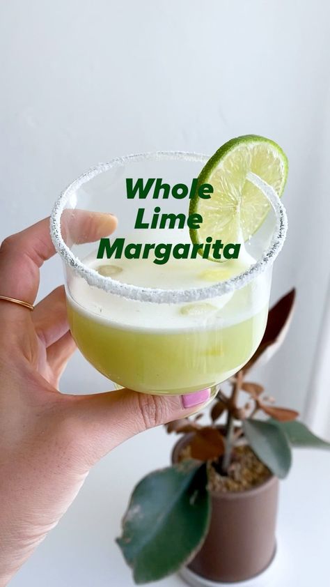 Lime Margarita Recipe, Blender Drinks, Lime Margarita, Brunch Drinks, Margarita Recipes, Drink Up, Limes, Kitchen Hacks, Make Your Day