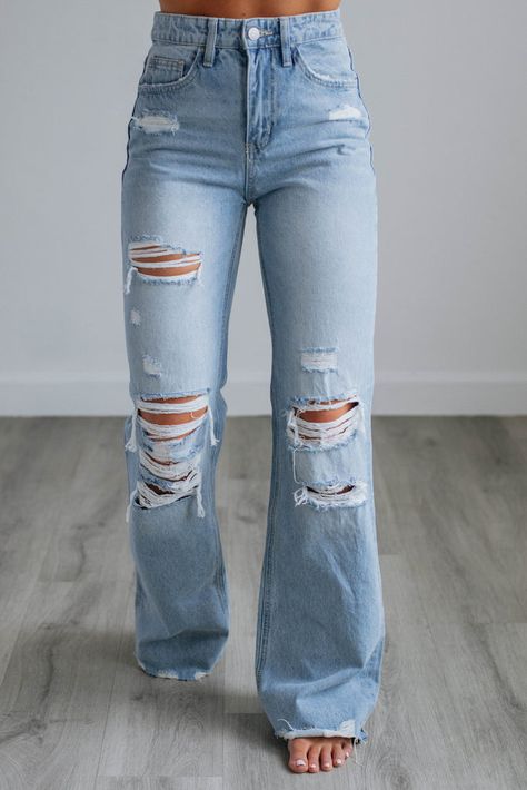 Cute Shopping Outfit Summer, 90s Pants Outfits Women, Cute Outfits Inspiration, 2024 Jeans Outfit, Cute Relaxed Outfits, Fall Outfits Ripped Jeans, Different Types Of Styles Outfits, Women’s Style, Boutique Fashion Outfits