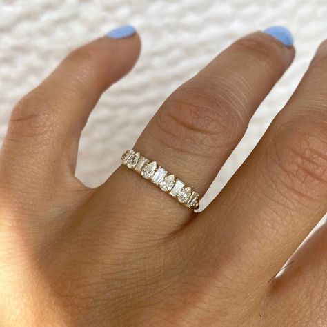 Unique Half Eternity Moissanite Wedding Band / Pear & Baguette shaped Moissanite Engagement Band / Women vintage Promise gift for her / moissanite band / Baguette cut ring / Pear cut Band / Baguette cut band / Moissanite Ring / Vintage band / Unique band / Half Eternity Band / Promise gift / Wedding band / Stackable band / Bridal band / Ring for her ❃ 𝐃𝐢𝐚𝐦𝐨𝐧𝐝 𝐃𝐞𝐭𝐚𝐢𝐥𝐬 ★ Stone Type : Moissanite / Cubic Zirconia ★Stone Clarity : Excellent ★ Diamond Color : Colorless ★ Diamond Creation Baguette And Round Diamond Ring, Baguette Engagement Ring With Band, Pear Wedding Band, Wedding Ring Baguette, Wedding Band Pear, Baguette Ring Band, Baguette Eternity Band, Baguette Band, Baguette Wedding Band