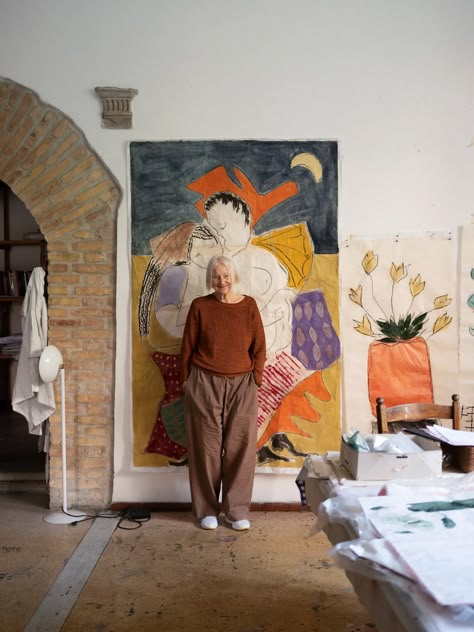 Isabella Ducrot, an Artist Flowering in Her Nineties | The New Yorker Values Art, Flora Bowley, Artist Way, Artist Photoshoot, Baroque Painting, Gallery Of Modern Art, Artists At Work, Artist Studios, Artists Studios