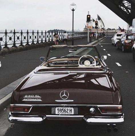 Monday ride ��� Mercedes Classic Cars, Mercedes Auto, Sandakan, Old Vintage Cars, Bmw Classic Cars, Pagani Zonda, Course Automobile, Mercedes Sl, Bmw Classic