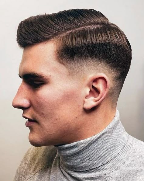 Skin Fade Long On Top, Medium Skin Fade, Men Short Hair Fade, Side Part Haircut, Pompadour Haircut, Undercut Fade, Comb Over Haircut, 1940s Hairstyles, Side Part Hairstyles