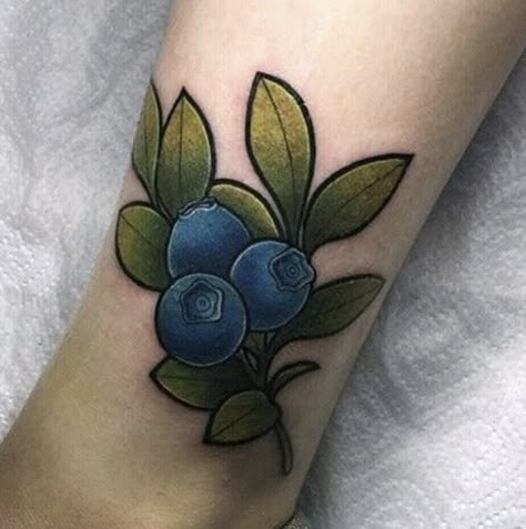 Neo Trad Floral, Small Crystal Tattoo, Folding Elbow Tattoo, Neo Trad Flowers, Tattoos Freedom, Courage Tattoos, Aesthetic Tattoo Ideas, Crystal Fruit, 15 Aesthetic