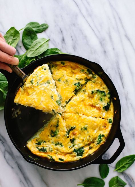 Broccoli, Cheddar & Spinach Frittata - Cookie and Kate Cheddar Frittata, Roasted Breakfast Potatoes, Broccoli And Cheddar, Spinach Frittata, Pastas Recipes, Overnight Oat, One Skillet Meals, Frittata Recipes, Broccoli Cheddar