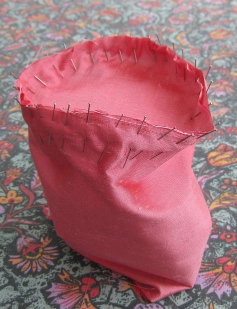 How to make the padded pincushion base itself, to wrap the skirt around, for the pincushion doll by GPA. Diy Pincushion, Diy Pin Cushion, Needle Books, Half Dolls, Stitch Ideas, Needle Book, Pin Cushion, Embroidery Inspiration, Pin Cushions