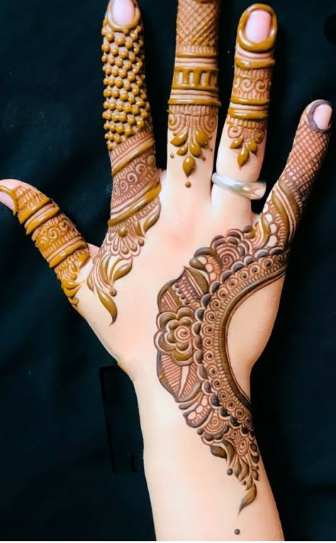 Short Mehndi Design, Mehndi Designs 2018, Engagement Mehndi Designs, Full Mehndi Designs, Pretty Henna Designs, Stylish Mehndi Designs, Latest Bridal Mehndi Designs, Mehndi Designs Front Hand, Full Hand Mehndi Designs