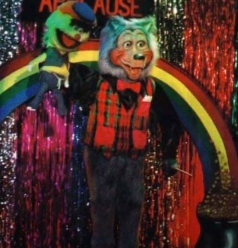 Rockafire Explosion, Silly Goofy, Rainbow, Instagram