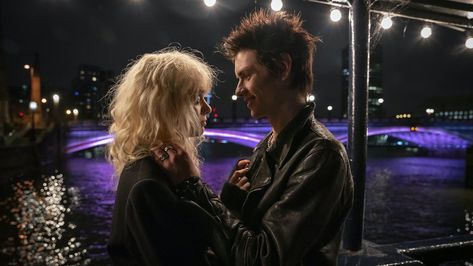 Sid Vicious Louis Partridge, Louis Partridge Sid Vicious, Sid Vicious And Nancy, Emma Appleton, Nancy Spungen, Punk Couple, Sid And Nancy, Tragic Love, Tragic Love Stories