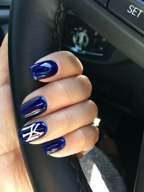 Ny Yankees Nails Designs, New York Yankees Nails Designs, Black N Blue Nails, Yankee Nails Designs, British Nails Designs, Yankees Nails Designs, New York Yankees Nails, Navy Design Nails, New York City Nails