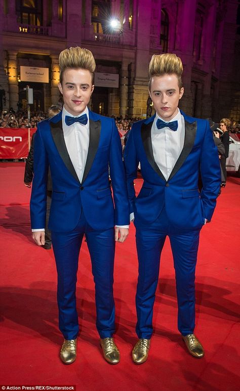 They're back: Opinion-splitting twins Jedward will enter the Celebrity Big Brother house on Friday night in what is sure to be a wild live show Famous Blondes, Famous Twins, Famous Duos, Big Brother House, John Edwards, Duo Halloween Costumes, Impractical Jokers, Vintage Tv, Live Show