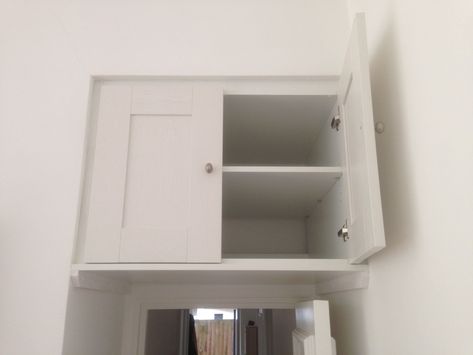 Hallway Overhead Storage, Bathroom Storage Above Door, Storage On Back Of Door, Above The Door Storage, Above Door Storage Ideas, Storage Above Door, Above Door Storage, Overdoor Storage, Space Saving Furniture Tiny Houses