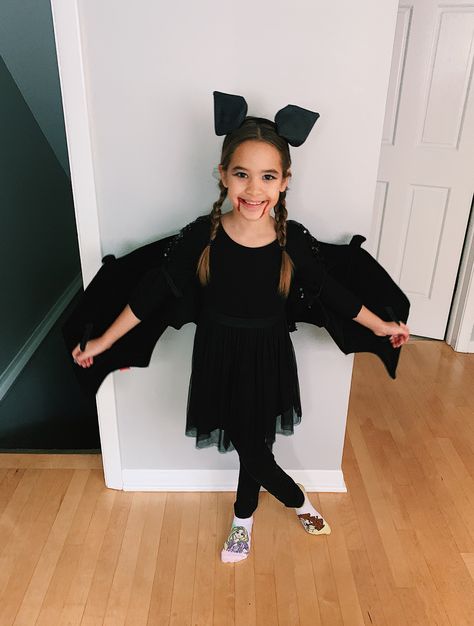 Bat Costume🦇 Black dress. Black leggings. Rhode Island Novelty Vampire Bat Plush Costume Wings and Bat Ears Headband Black from Amazon. Black Bat Costume, Vampire Bat Halloween Costume, Bat Costume Makeup Kids, Toddler Vampire Costume Girl, Kids Vampire Costume Girl, Diy Bat Costume Kids, Diy Vampire Costume Kids, Vampire Costumes For Kids, Bat Costume Kids