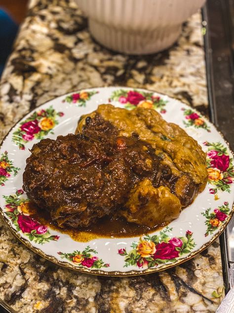 Paran’s Hamburger Steaks — Cast Iron and Lace - A Cajun Recipe and Lifestyle Blog Cast Iron And Lace, Cajun Hamburger Steak, Cajun Hamburger Recipes, Cajun Recipes Louisiana, Brown Gravy Packet, Hamburger Steak Recipes, Hamburger Steaks, Gravy Packet, Ground Meat Recipes