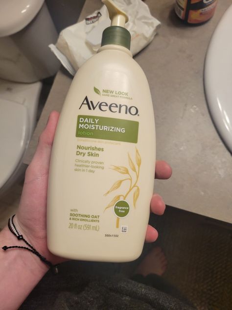 Aveeno Aesthetic, Lotion Aesthetic, Aveeno Lotion, Unscented Lotion, Afghan Dresses, Skin Essentials, Body Care Routine, Skin Products, Moisturizing Lotions