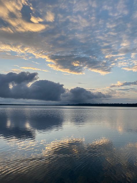 Clouds Reflected In Water, Cloud Reflection On Water, Reflections On Water, Painting Reflections In Water, Sky Reflection On Water, Water Reflection Painting, Reflection Aesthetic, Water Reflection Photography, Reflection In Water