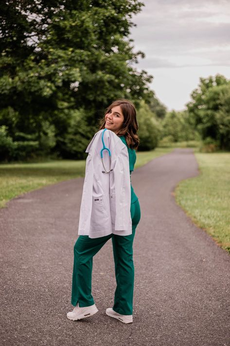 RN photo shoot Nurse Student Photoshoot, Doctor Graduation Photoshoot, Masters Photoshoot, Nursing School Graduation Pictures, Nursing Pictures, Nurse Pics, Nursing Graduation Pictures, Nurse Photos, College Graduation Photoshoot