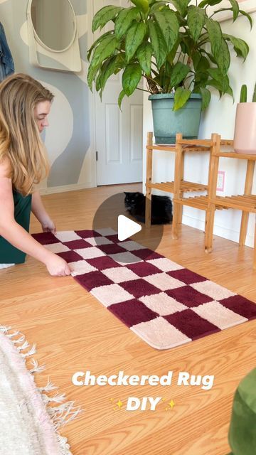 Annika Hinds on Instagram: "DIY Checkered Rug 💕 this was one of the easiest and quickest projects I've done!! Only took 20 minutes 💅🏻 

Supplies/Materials:

Bath Mat x 2 (mine are from IKEA)
Duct Tape (Professional Grade)
Scissors ✂️" Diy Checkered Rug, Checkered Rug, Instagram Diy, Diy Rug, Duct Tape, Dollar Stores, Bath Mat, Rug, Bath