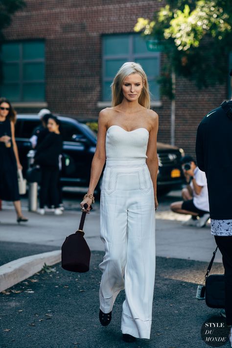 New York SS 2020 Street Style: Kate Davidson Hudson - STYLE DU MONDE | Street Style Street Fashion Photos Kate Davidson Hudson Kate Davidson Hudson, Kate Hudson Street Style, Kate Davidson, Hudson New York, 2020 Street Style, Reportage Photography, Street Snap, Streetstyle Fashion, Kate Hudson