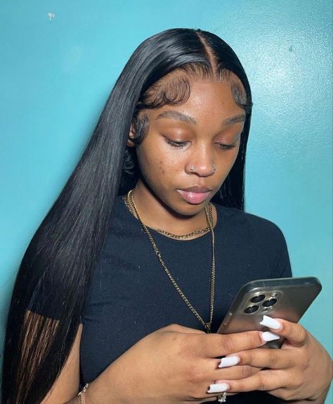 Middle Part Hairstyles, Frontal Wig Hairstyles, Birthday Hairstyles, Frontal Hairstyles, Hot Hair Styles, Sophomore Year, Dope Hairstyles, Hair Ponytail Styles, Hair Laid