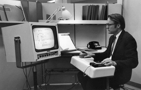 The first public demonstration of a computer mouse graphical...: The first public demonstration of a computer mouse graphical user interface windowed computing hypertext and word processing #1968 via reddit http://ift.tt/2rnRyBK http://ift.tt/2DPelsM Douglas Engelbart, Rare Historical Photos, Computer History, Computer Lab, Late 1960s, 50 Years Ago, George Orwell, Research Institute, Electrical Engineering