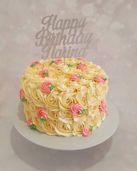 Rosette Cake Design, Simple Rosette Cake, Buttercream Rosette Cake, Rosette Cakes, Rosette Cake, Simple Cake Designs, Buttercream Cakes, Cake Bakery, Simple Cake