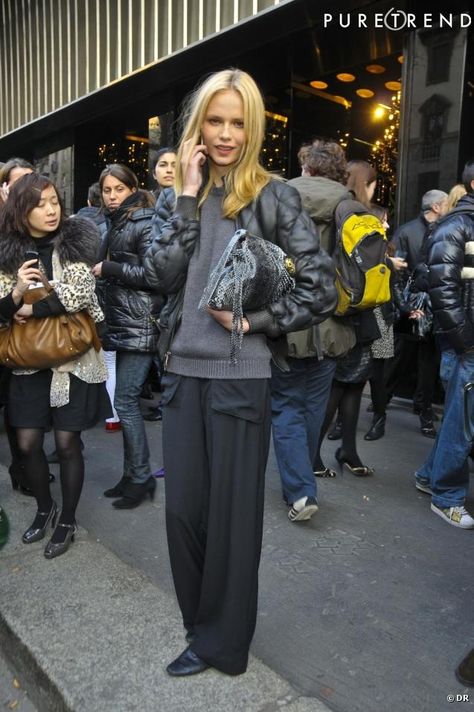 *-* Tanya Dziahileva Street Style, Natasha Poly Street Style, Sasha Pivovarova Street Style, Chloe Sevigny Russian Doll, Kate Moss Fur Coat, Natasha Poly, Model Lifestyle, Artsy Style, Ivy League Style