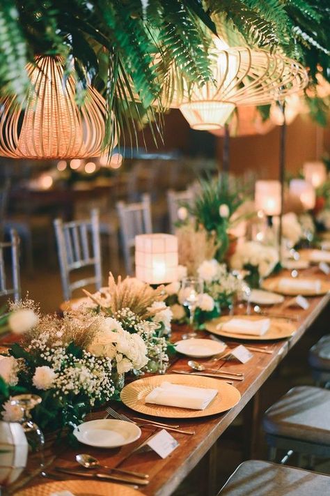 Philippine Wedding Ideas, Filipiniana Wedding Reception, Rustic Filipiniana Wedding Theme, Filipino Wedding Decor, Filipino Table Setting Ideas, Filipiniana Wedding Theme Reception, Modern Filipiniana Wedding Theme, Filipino Themed Wedding, Filipiana Wedding