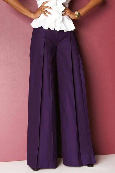 Cool Outfit Palazzo, Kulot Pants, Pleated Palazzo Pants, Palazzo Pants Outfit, Ruffled Shirt, Chique Outfit, Straight Cut Pants, Palazzo Pant, Ruffle Shirt