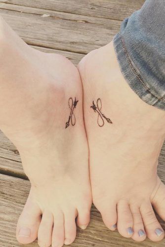 Amazing And Unforgettable Arrow Tattoo Designs ★ Infinity Arrow Tattoo, Infinity Sign Tattoo, Meaning Of Arrow Tattoo, Small Arrow Tattoos, Bolt Tattoo, Tiny Tats, Dragon Sleeve, Arrow Tattoo Design, Small Couple Tattoos