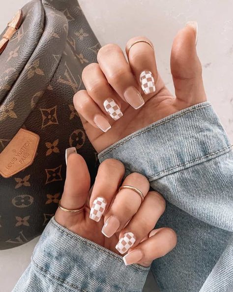 Cute Neutral Nails, Neutral Nails Acrylic, Taupe Nails, Neutral Nail Designs, Neutral Nail Color, Checkered Nails, Aesthetic Neutral, Cream Nails, Easter Nails