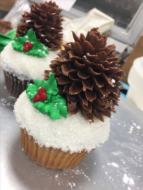 Pinecone cupcakes Pine Cone Cupcakes, Pinecone Cupcakes, Cutest Cupcakes, Cupcake Cones, Cute Cupcakes, Cake Decor, Cookie Designs, Piece Of Cakes, Pine Cone