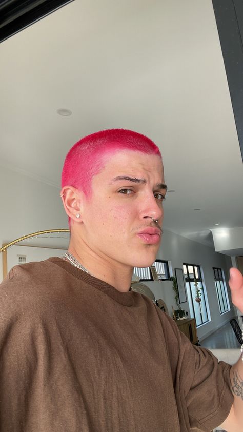 Pink Buzzcut Men, Pink Hair Men, Bright Pink Hair, Dyed Hair Men, Magenta Hair, Hot Pink Hair, Buzz Cut, Interesting Faces, Fashion Aesthetic