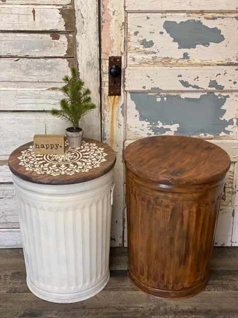 Cabin Furnishings, Diy Storage Table, Summertime Ideas, Painted Trash Cans, Tube Crafts, Storage Tables, 4h Ideas, Diy Tables, Metal Trash Cans