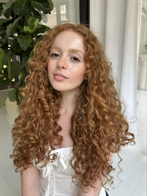 This babe used two sets of our Spiral Strawberry Blonde 22” Clip-Ins to create a gorg hairstyle for an event! Curly Strawberry Blonde Hair, Strawberry Blonde Curly Hair, Strawberry Blonde Curly, Dark Strawberry Blonde, Strawberry Blond, Strawberry Blonde Hair Color, Red Curly Hair, Blonde Curly Hair, Strawberry Blonde Hair