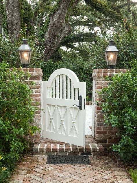 12 Gorgeous Garden Gates - Plus DIY Plans Garden Gates And Fencing, Garden Gate Design, Front Gates, Have Inspiration, Fence Gate, Fence Design, Garden Cottage, Gate Design, Garden Gates