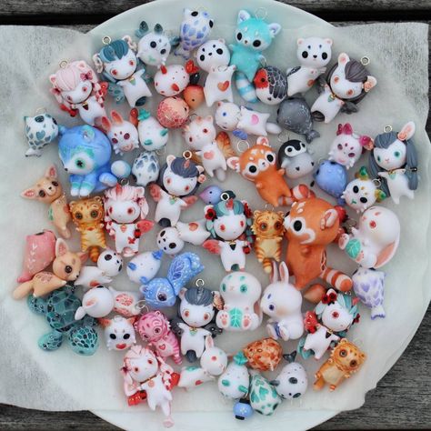 Polymer Clay Ideas, Polymer Clay Figures, Polymer Clay Animals, Polymer Crafts, Cute Polymer Clay, Polymer Clay Miniatures, Animal Baby, Rainbow Glitter, Cute Clay