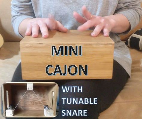 Diy Percussion Instruments, Diy Cajon, Cajon Drum Diy, Cajon Box Drum, Homemade Drum, Drum Making, Cajon Drum, Diy Drums, Homemade Musical Instruments