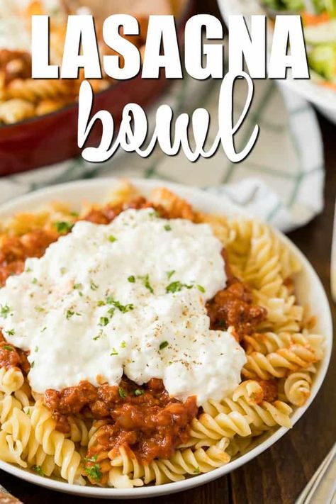 Easy Lasagna Bowl {Stovetop Recipe} - Simply Stacie Lasagna Bowl, Classic Goulash Recipe, Recipe For Lasagna, Cooked Pasta Recipes, Noodles Sauce, Simply Stacie, Slow Cooker Lasagna, Pasta Meals, Simple Pasta