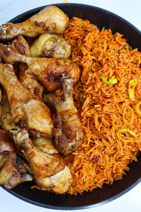 Nigerian Jollof Rice and Chicken Chicken Jollof Rice, Sierra Leone Jollof Rice, Quinoa Jollof, Jollof Rice And Chicken, Naija Food, Nigerian Jollof Rice, Baked Lamb Chops, Jerk Chicken And Rice, Whole Fish Recipes