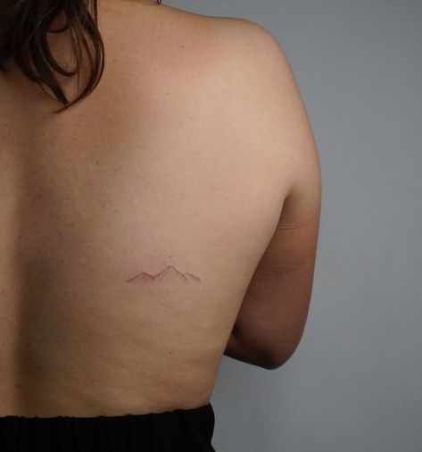 I v o t a t t o o on Instagram: “mountains on the back” Minimalist Outdoor Tattoo, Mountain Tattoo On Back, Mountain Minimalist Tattoo, Mini Mountain Tattoo, Dainty Mountain Tattoo, Tiny Mountain Tattoo, Minimal Mountain Tattoo, Mid Back Tattoo, Minimalist Mountain Tattoo