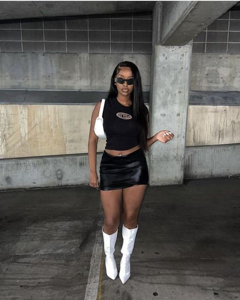 All Black Boujee Outfits, High Knee Boots Outfit Black Women, Chrome Outfit Ideas, Brent Concert, Baddie Outfits Instagram, Atl Fits, Miami Clubbing Outfits, 23 Bday, Grad Outfits