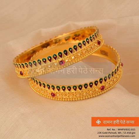 #Amazing #Beautiful and #Designer #Gold #Pichodi from our collection. Patla Design Gold, Pichodi Bangles Gold, Tode Bangles Gold, Gold Bangles Indian, Gold Bangles For Women, Gold Bangle Set, Gold Jewelry Simple Necklace, Gold Pendant Jewelry, Gold Wedding Jewelry