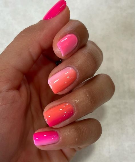 Vacation Nail Designs, Accent Nail Designs, Sunset Nails, Cute Nail Colors, Simple Gel Nails, Summery Nails, Nail Art Designs Diy, Vacation Nails, Gradient Nails