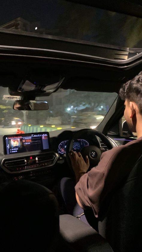 Man Driving Car Aesthetic Night, Car Driving Photography, Boy Driving Car, Car Snap Night, Car Insta Pics, Car Pics Instagram, Car Snapchat Stories, Car Driving Snap, Cars Snap