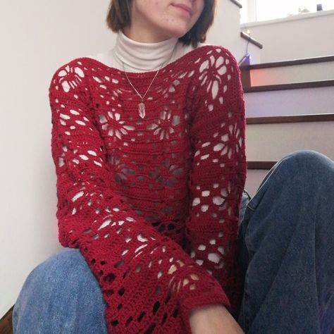 crochet sweater, top, red, wine red, flower crochet pattern, coquette style, outfit, outfit ideas, outfit inspiration, inspo, white turtleneck, layers, layering, denim jeans, wide leg blue denim jeans, pants Crochet Red Yarn, Red Crochet Sweater, Crochet Flower Sweater, Red Crochet, Red Crochet Ideas, Flower Crochet Top, Red Crochet Top, Sweater Tutorial, Diy Best Friend Gifts