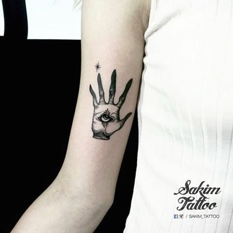 Pans labyrinth tattoo 🖤 Labyrinth Flash Tattoo, Pan Labyrinth Tattoo, Faun Pans Labyrinth Tattoo, Pan's Labyrinth Tattoos, Pans Labrynth Tattoo, Pans Labyrinth Tattoo Ideas, Pan's Labyrinth Tattoo, Building Cake, Labyrinth Tattoo