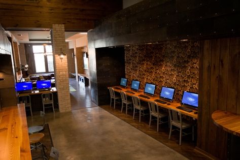 Game Cafe, Internet Cafe, Student Apartment, Student Living, H Hotel, Student House, Cafe Style, Restaurant Branding, Shop Interiors