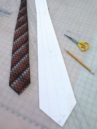 Leather Neckties : 10 Steps (with Pictures) - Instructables Tie Patterns Diy, Mens Ties Crafts, Cravat Tie, Make A Tie, Leather Glue, Leather Bow Tie, Tooling Patterns, Ties Mens Fashion, Tie Pattern