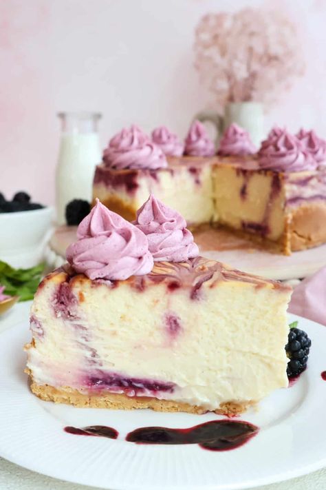 Blackberry Cheesecake Recipe - Golden Grace Kitchen Buttercream Frosting Flavors, Blackberry Buttercream Frosting, Blackberry Puree, Golden Oreo Crust, Frosting Flavors, Blackberry Buttercream, Cakes Fillings, Raspberry No Bake Cheesecake, Blackberry Cheesecake